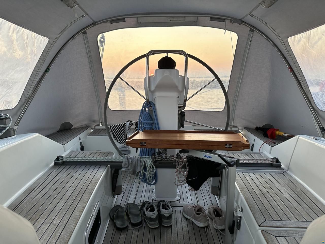 Hanse 320