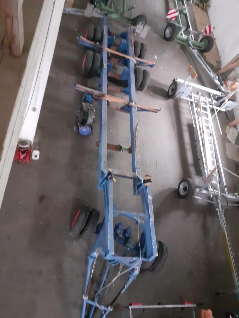 3 Achser mit Zwillingsrädern
