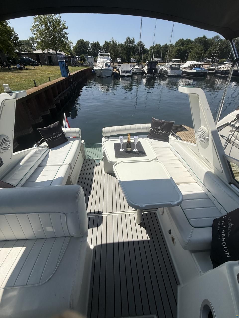 Jeanneau Yarding 27