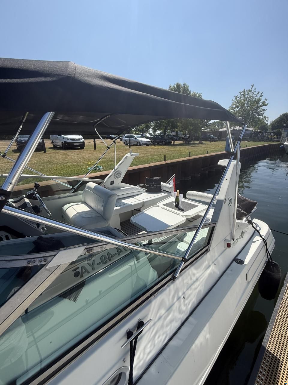 Jeanneau Yarding 27