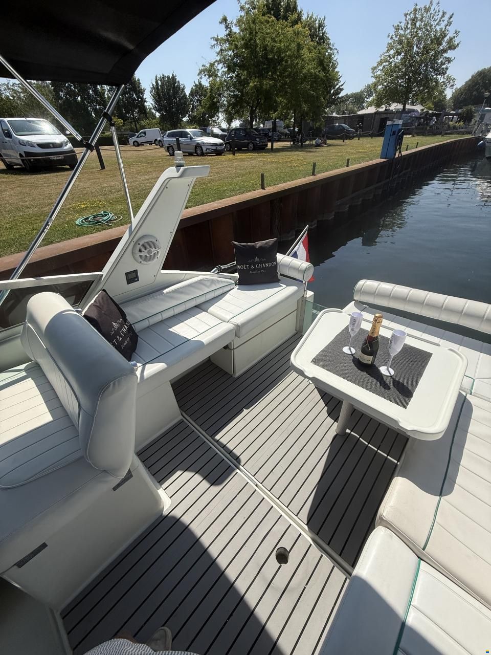 Jeanneau Yarding 27