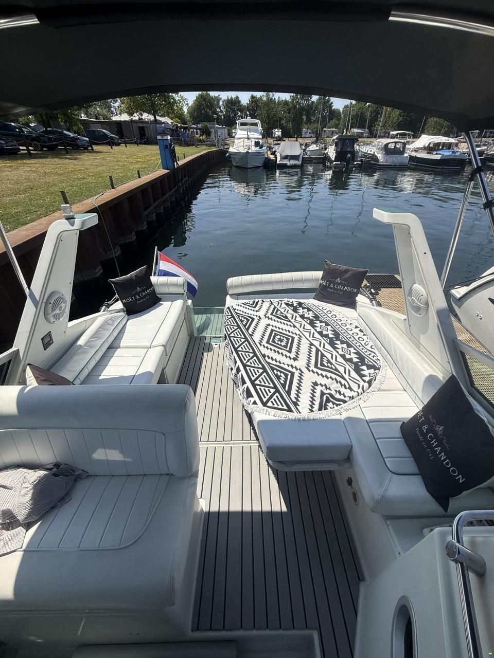 Jeanneau Yarding 27