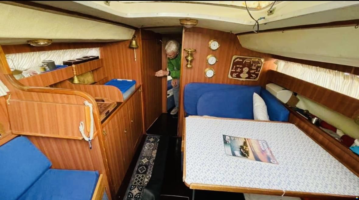 Bavaria 707