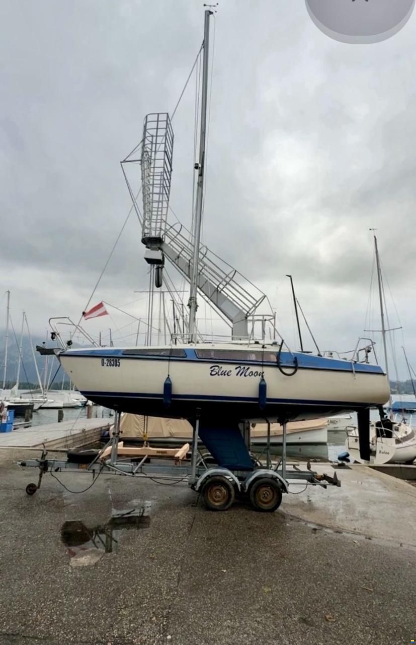 Bavaria 707