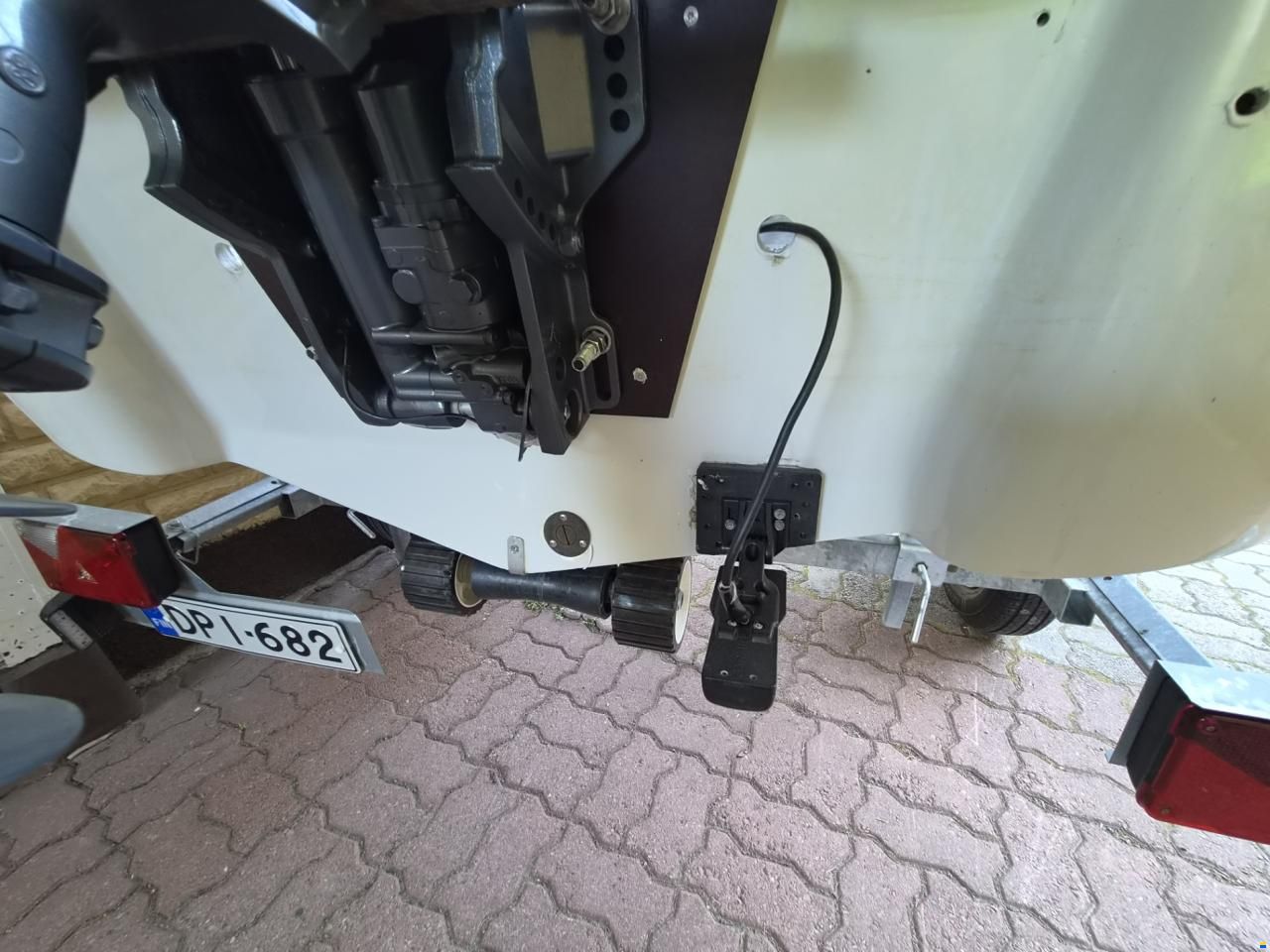 [Vieraile suurimmilla uusien ja k&auml;ytettyjen veneiden markkinoilla.]