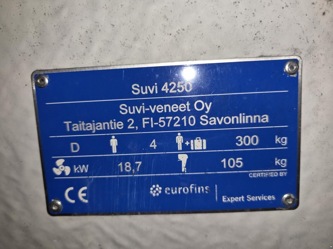 [Vieraile suurimmilla uusien ja k&auml;ytettyjen veneiden markkinoilla.]