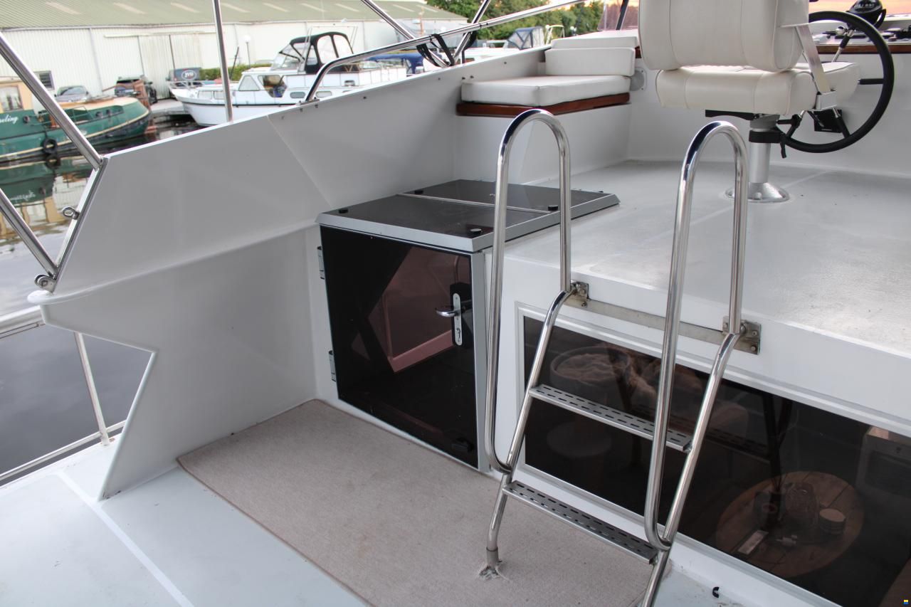 Condor Yachting 123 Fly AK