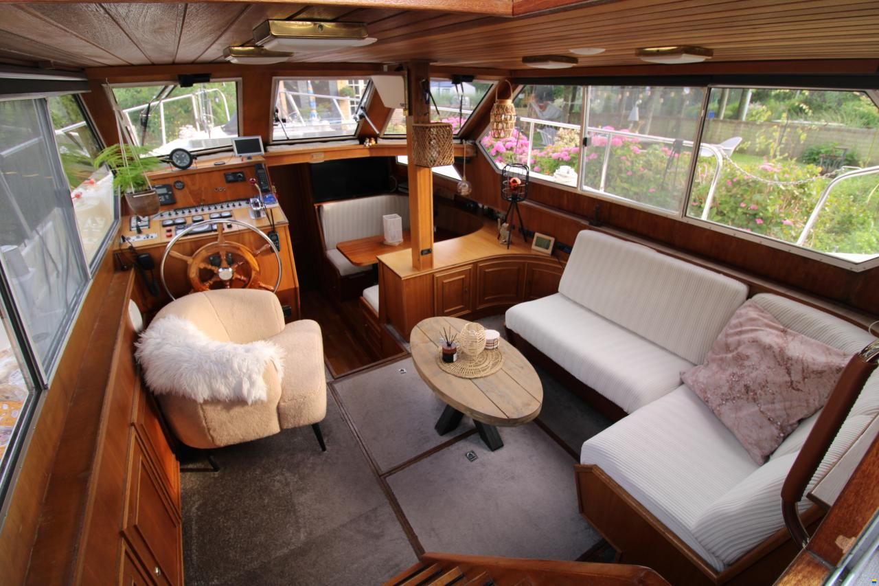 Condor Yachting 123 Fly AK