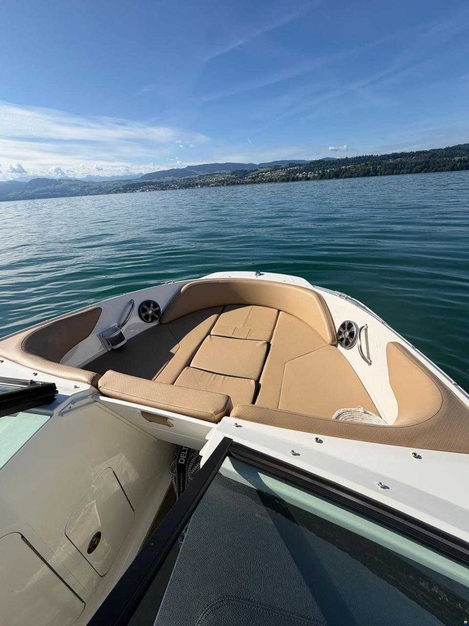 Sea Ray SPX 210