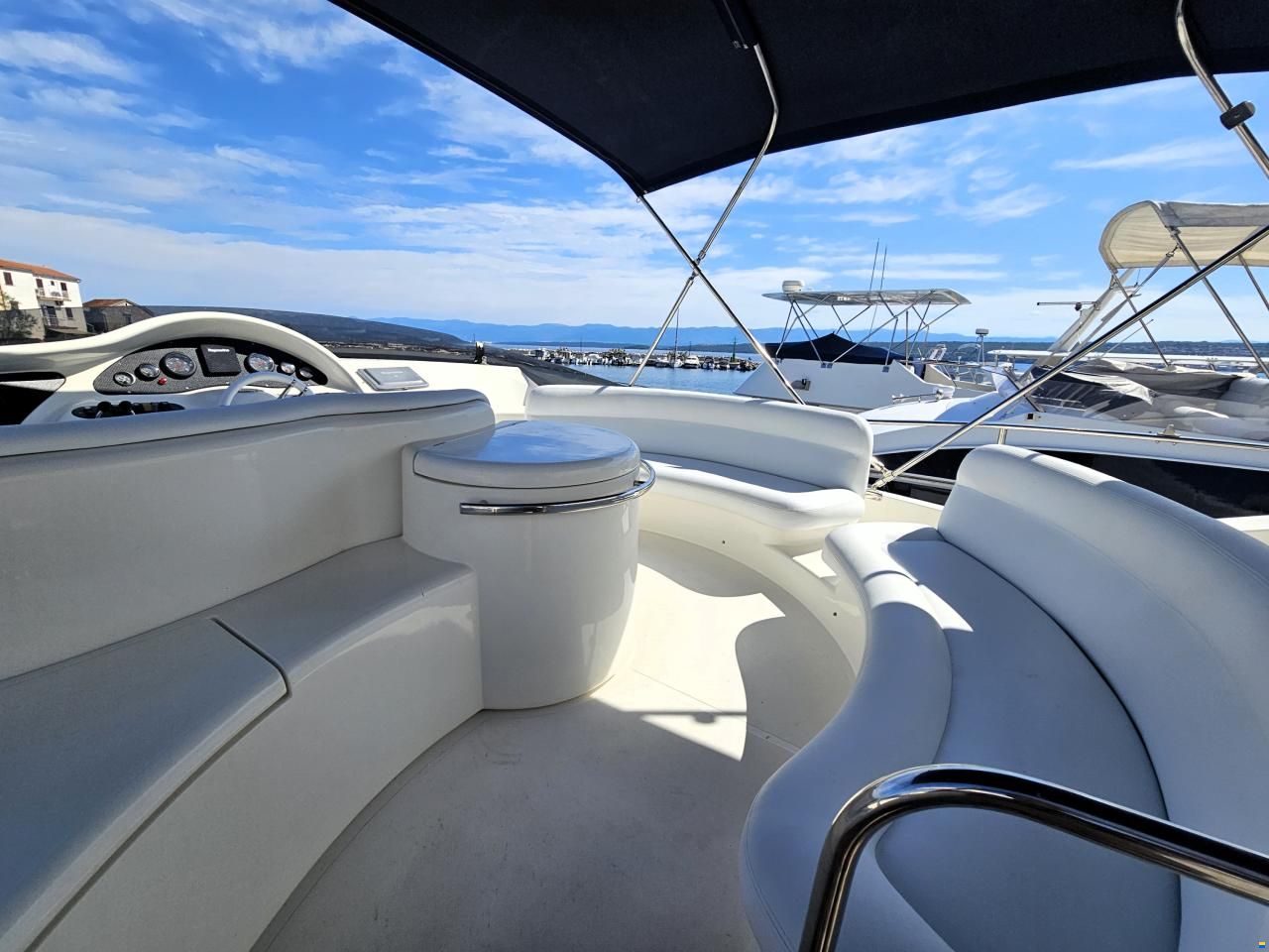 Azimut 46 Fly 2 Cabine