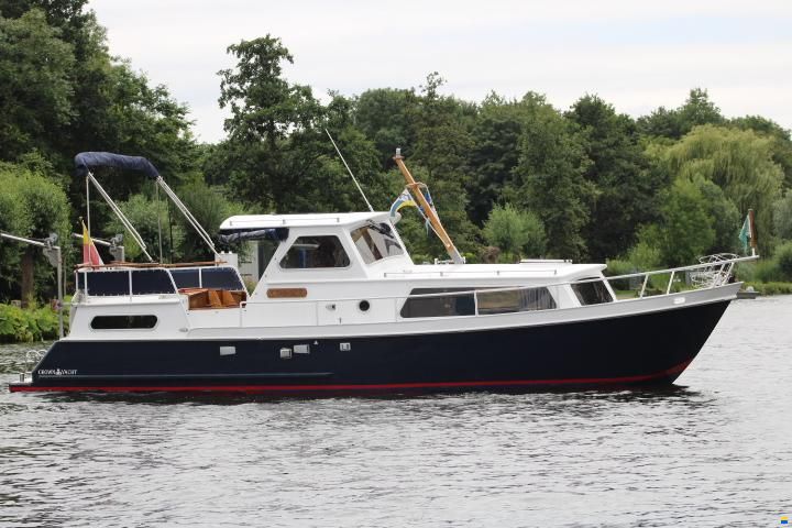 Crown Cruiser 9.30 OK AK