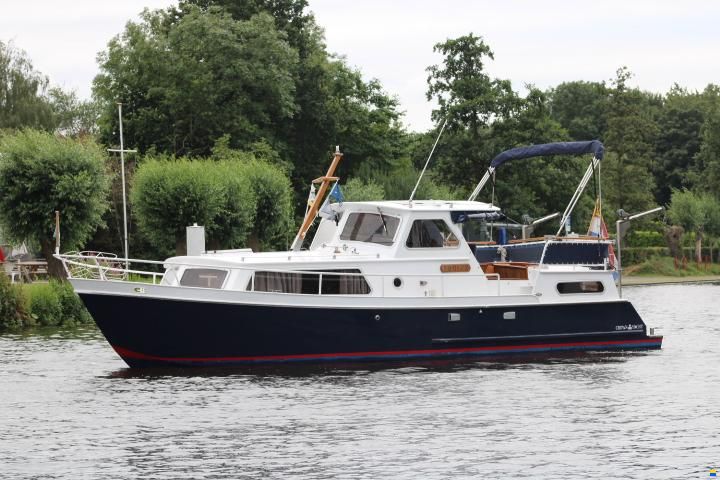 Crown Cruiser 9.30 OK AK