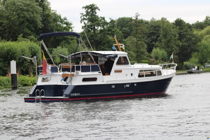 Crown Cruiser 9.30 OK AK