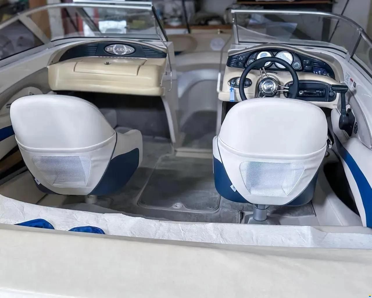 Larson 190 SEI Bowrider