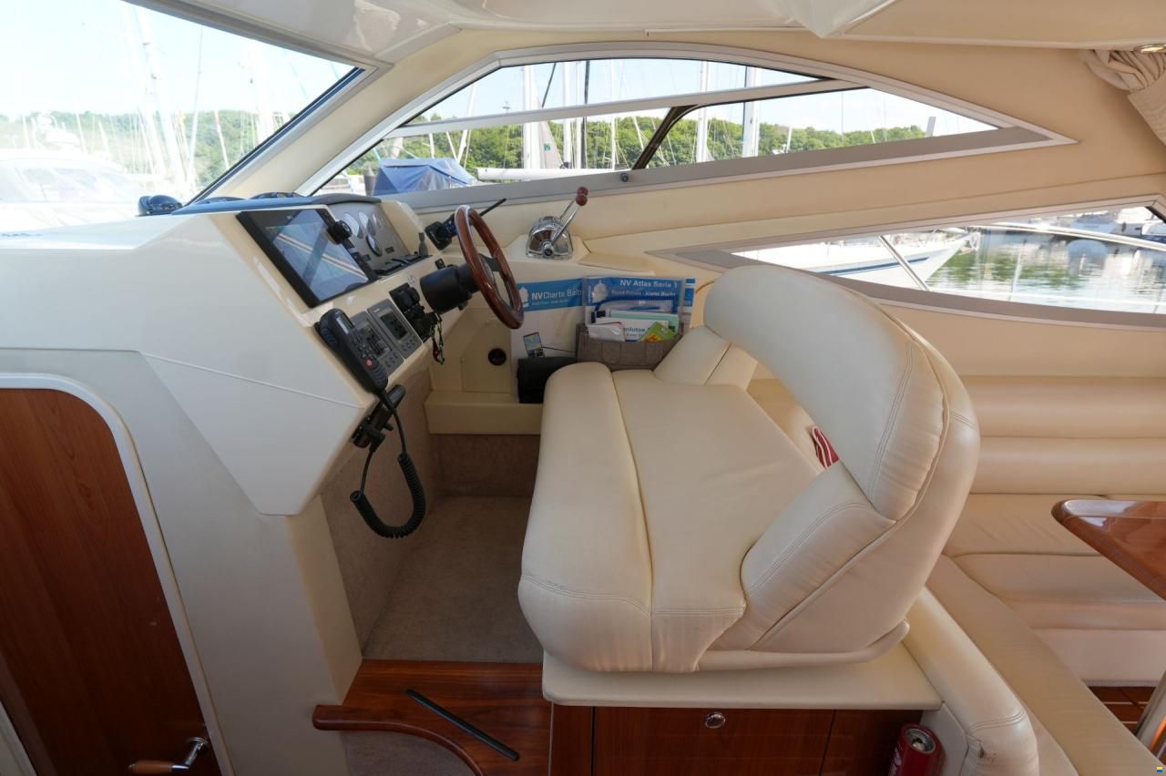 Sealine F34