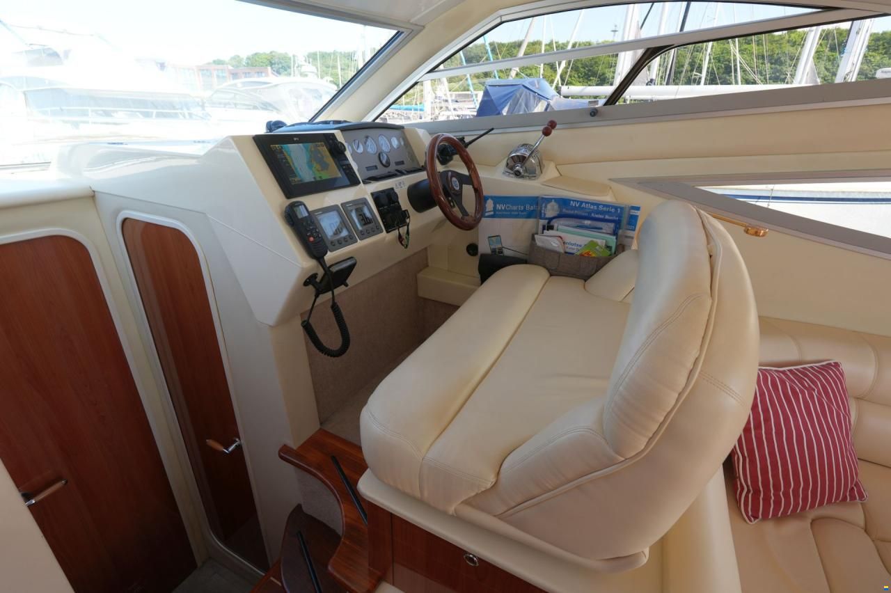 Sealine F34