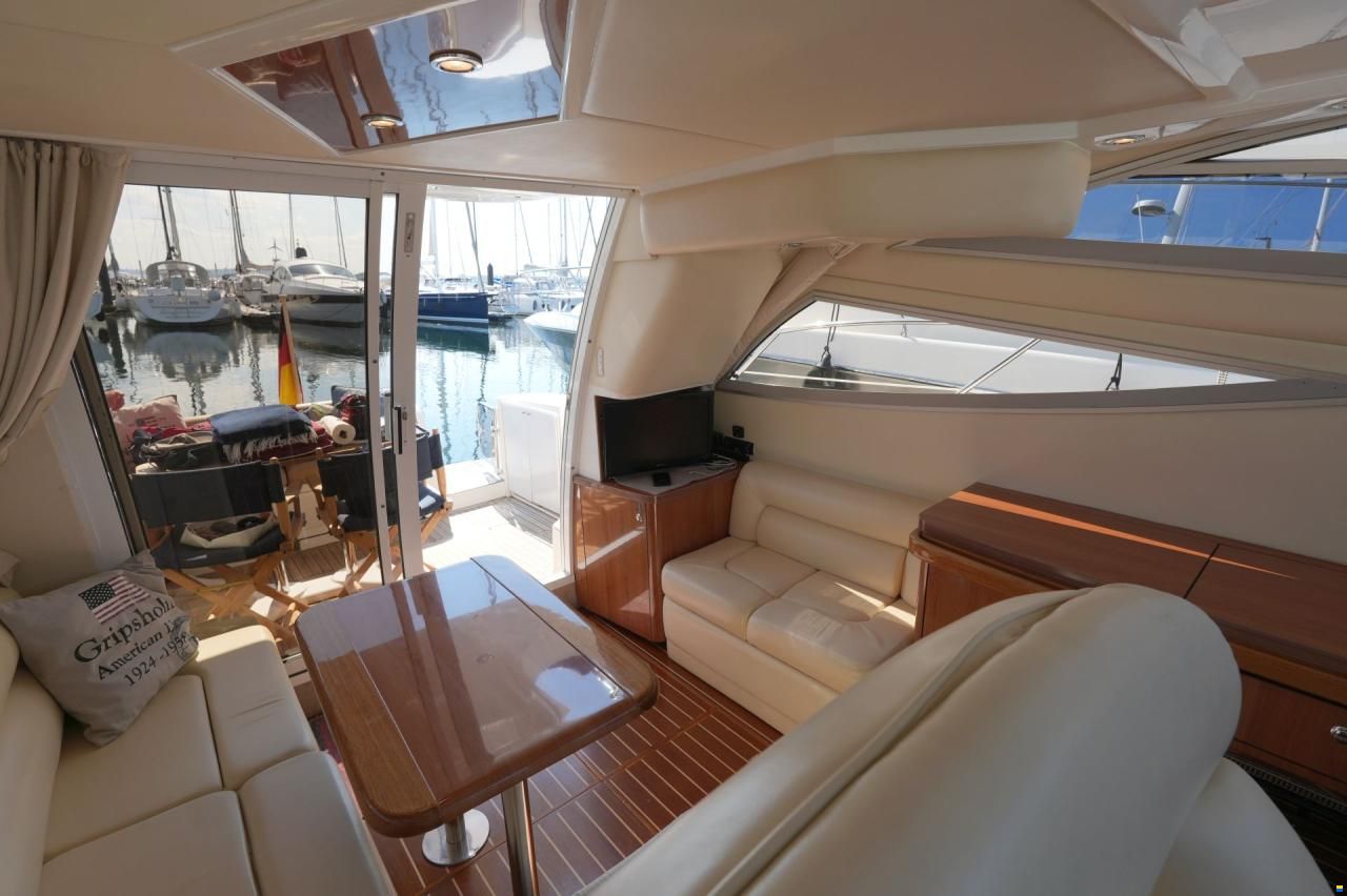 Sealine F34