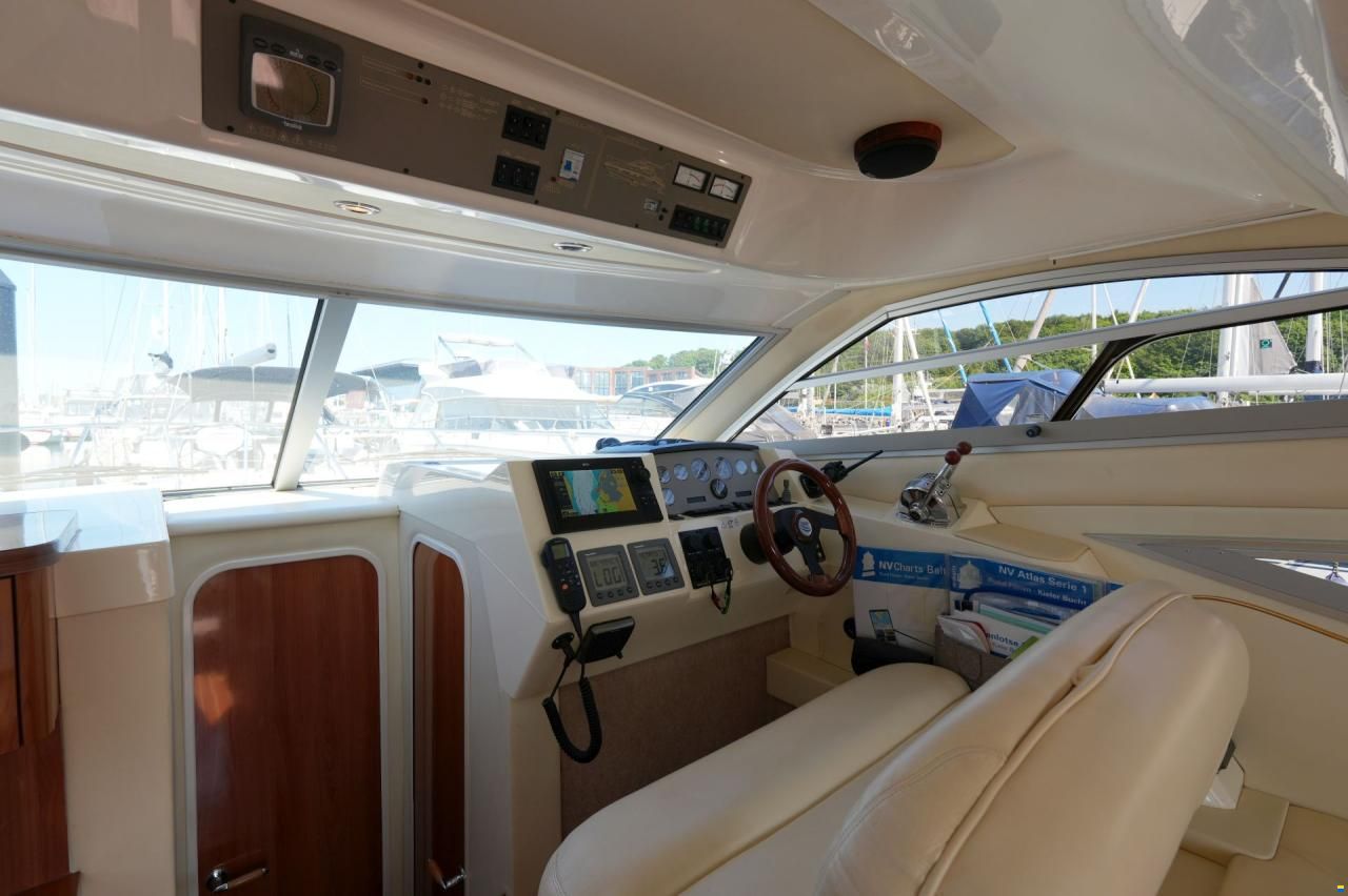 Sealine F34