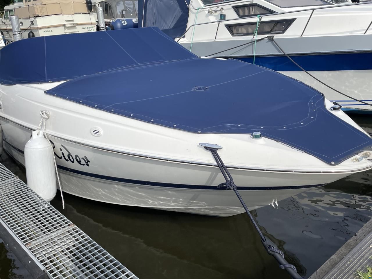 Maxum 2400 SR
