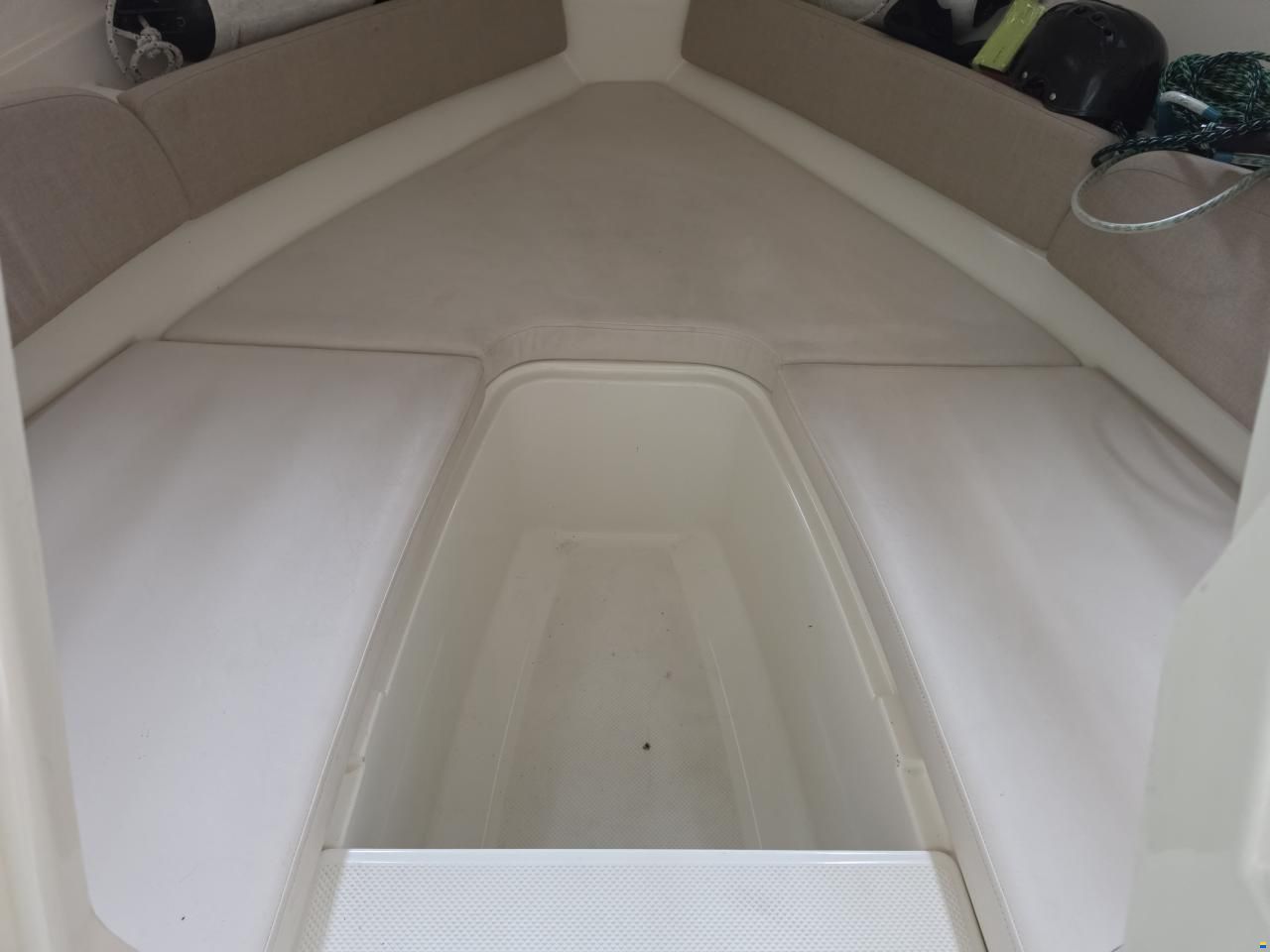 Bayliner 642 cuddy