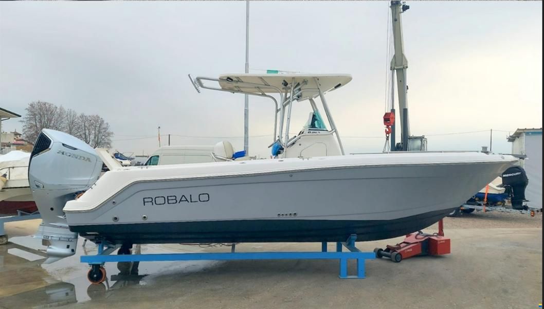 Robalo 260