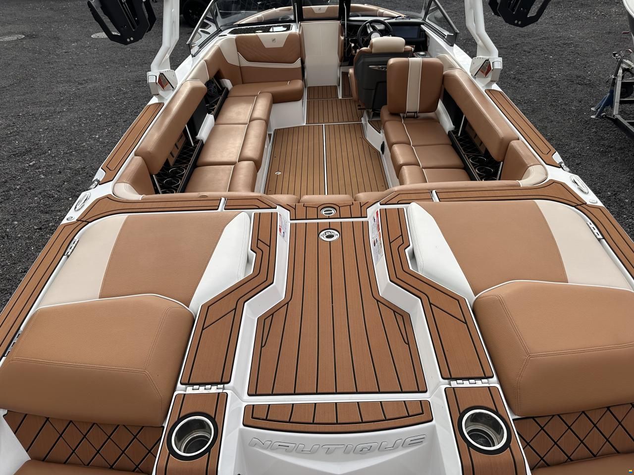 Nautique GS 24