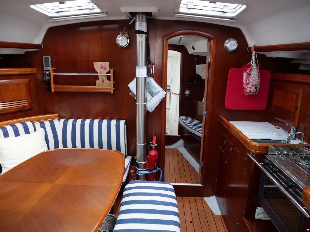 Beneteau Oceanis Clipper 393