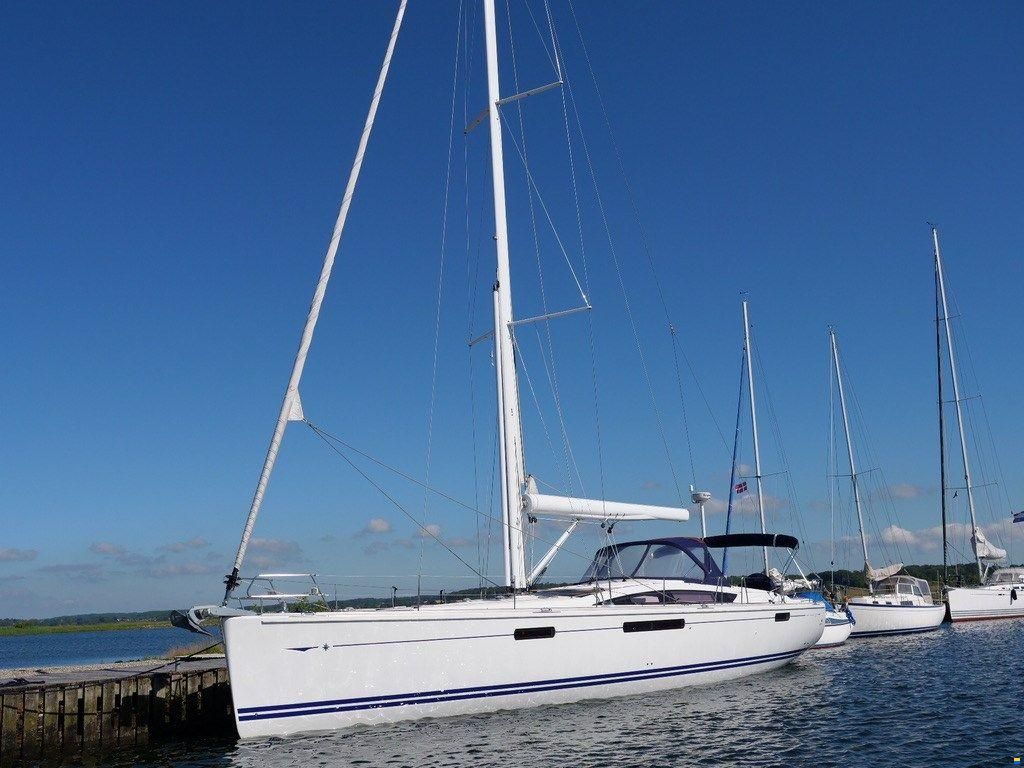 Jeanneau 57 Version 3 Cabin