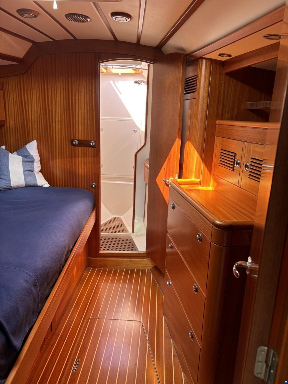 Sweden Yachts 45