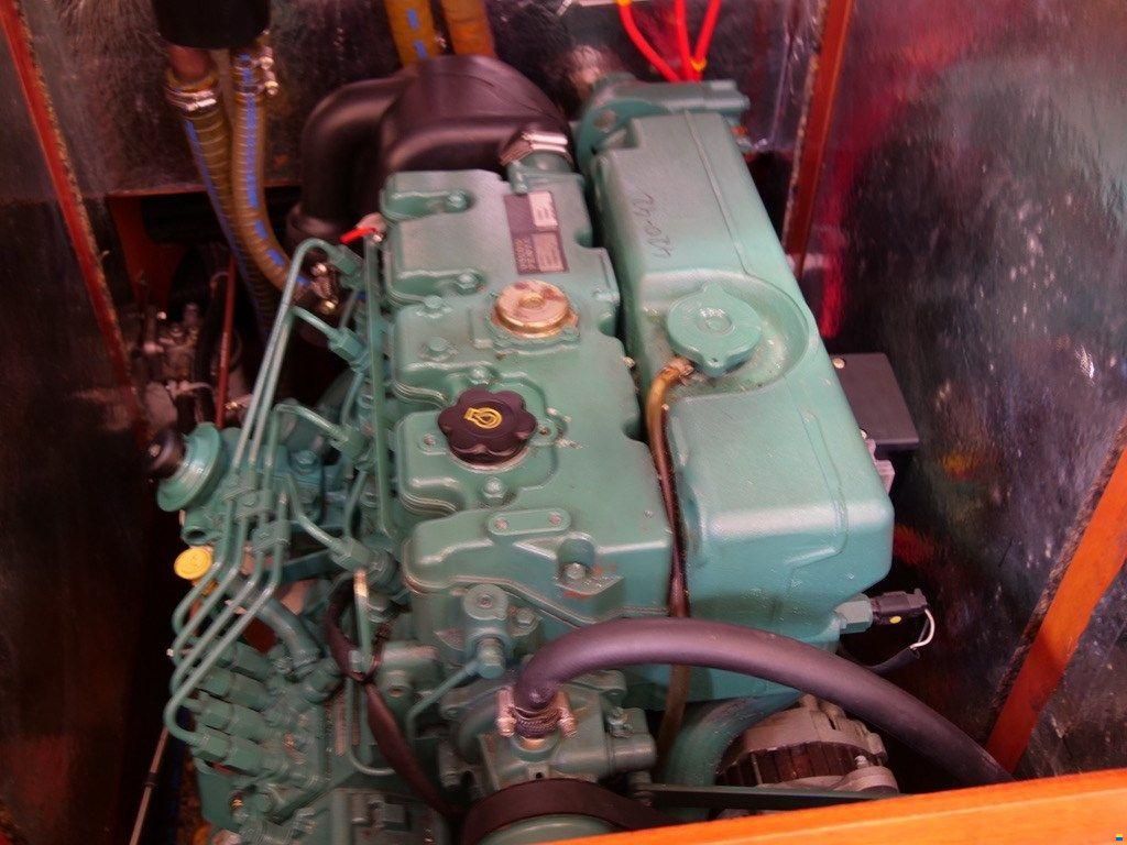 Bavaria 42 cruiser