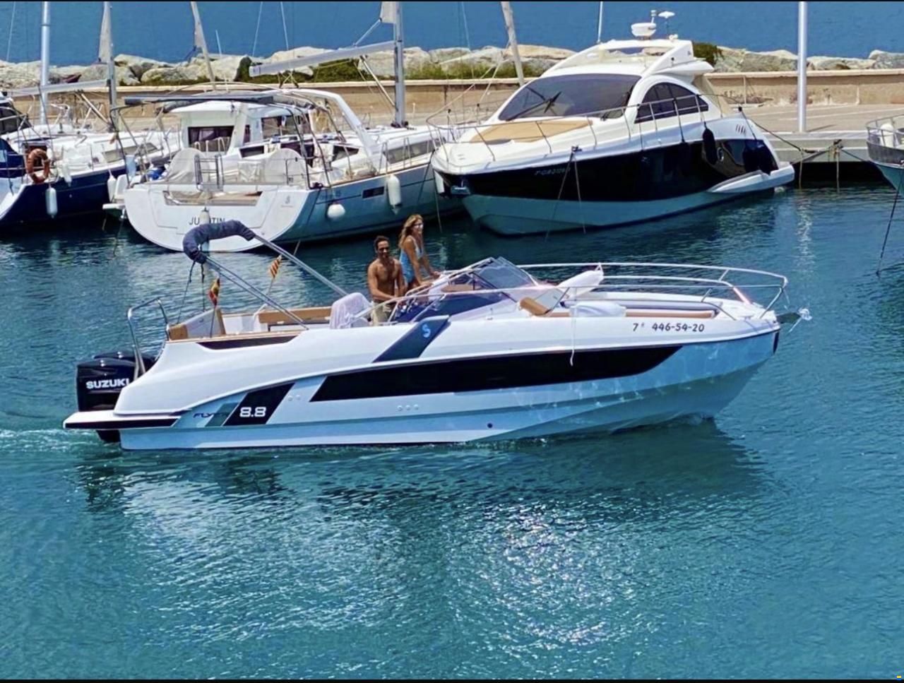 Beneteau Flyer 8.8 Sundeck