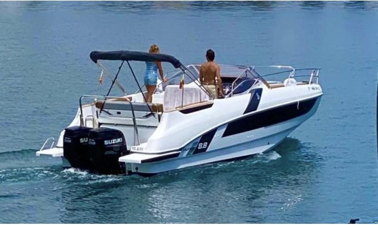 Beneteau Flyer 8.8 Sundeck