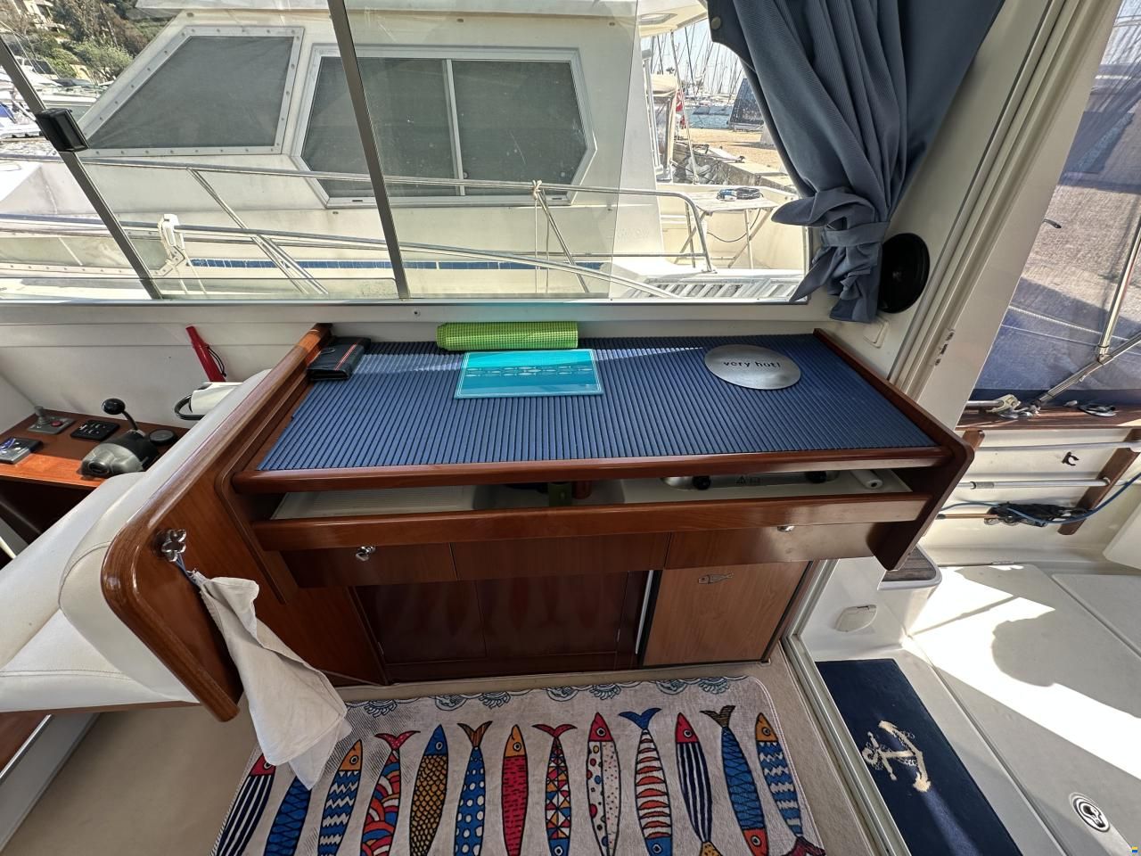Beneteau Antares 9