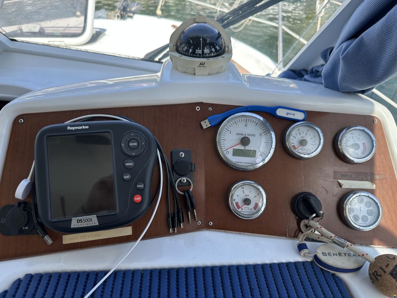 Beneteau Antares 9
