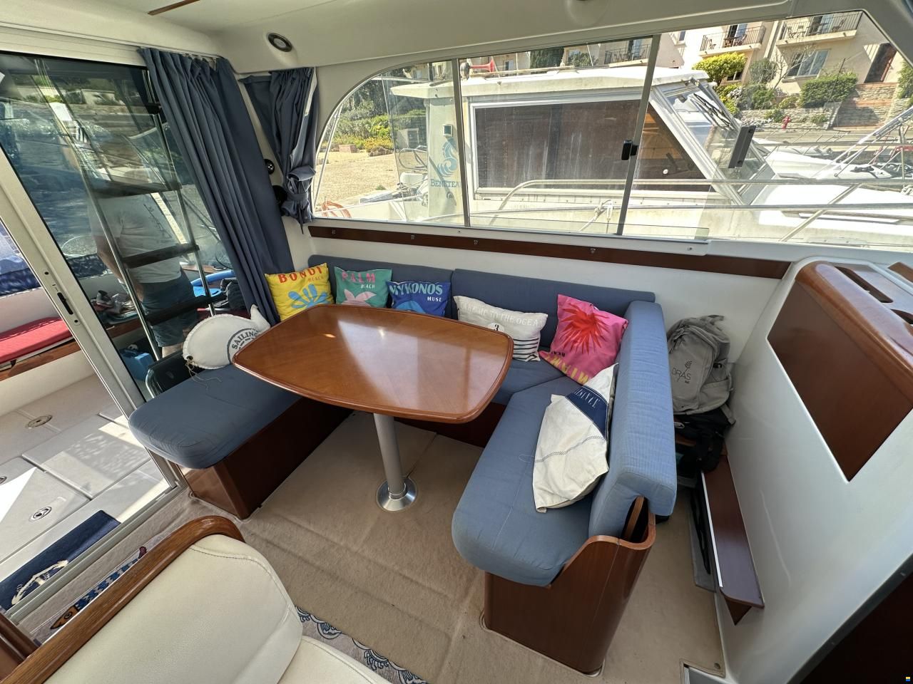 Beneteau Antares 9