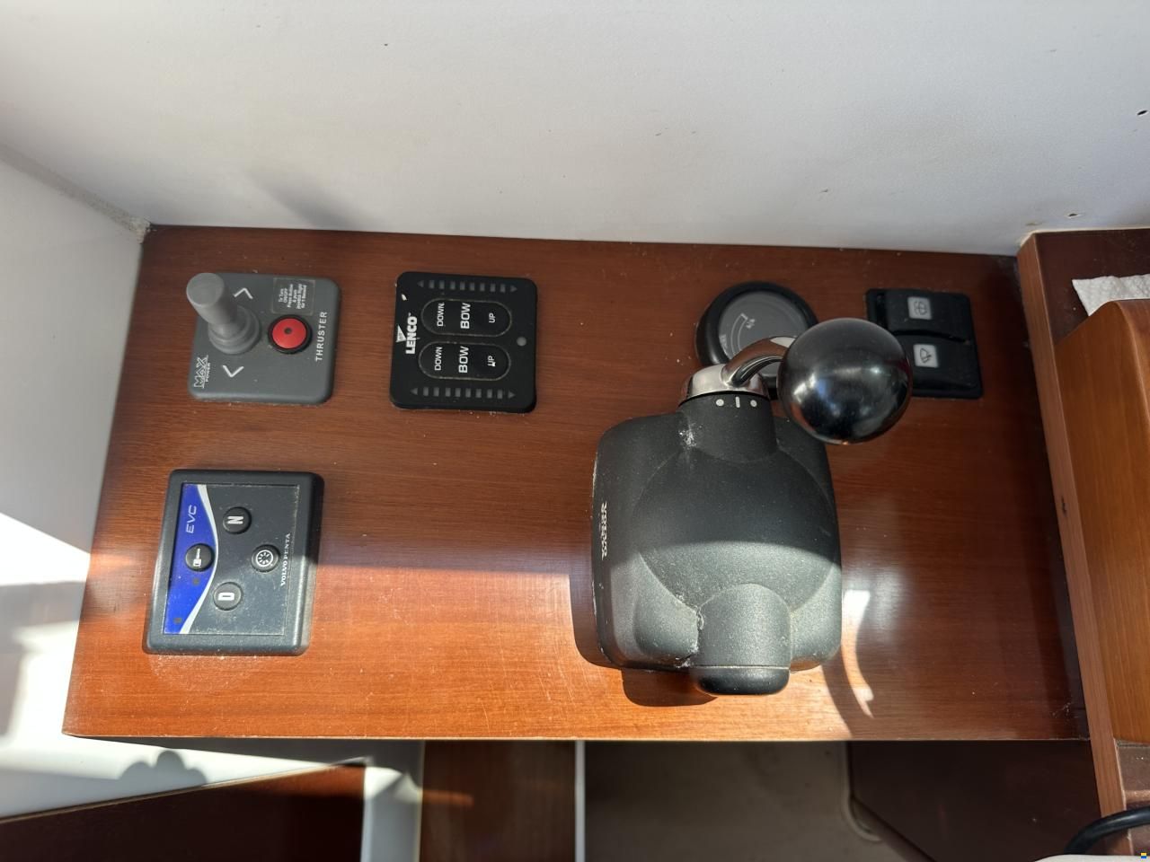 Beneteau Antares 9