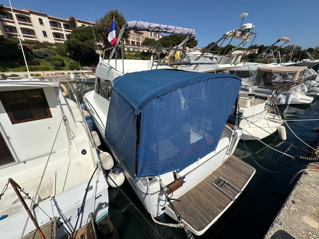 Beneteau Antares 9