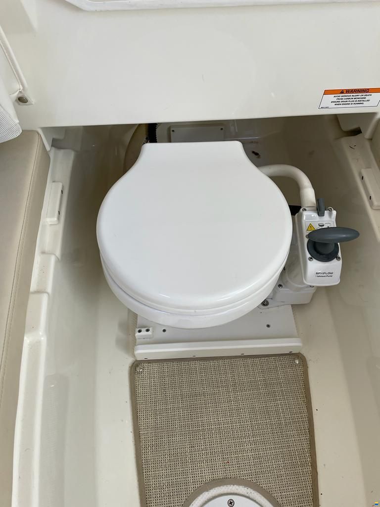 Bayliner 742 Cuddy
