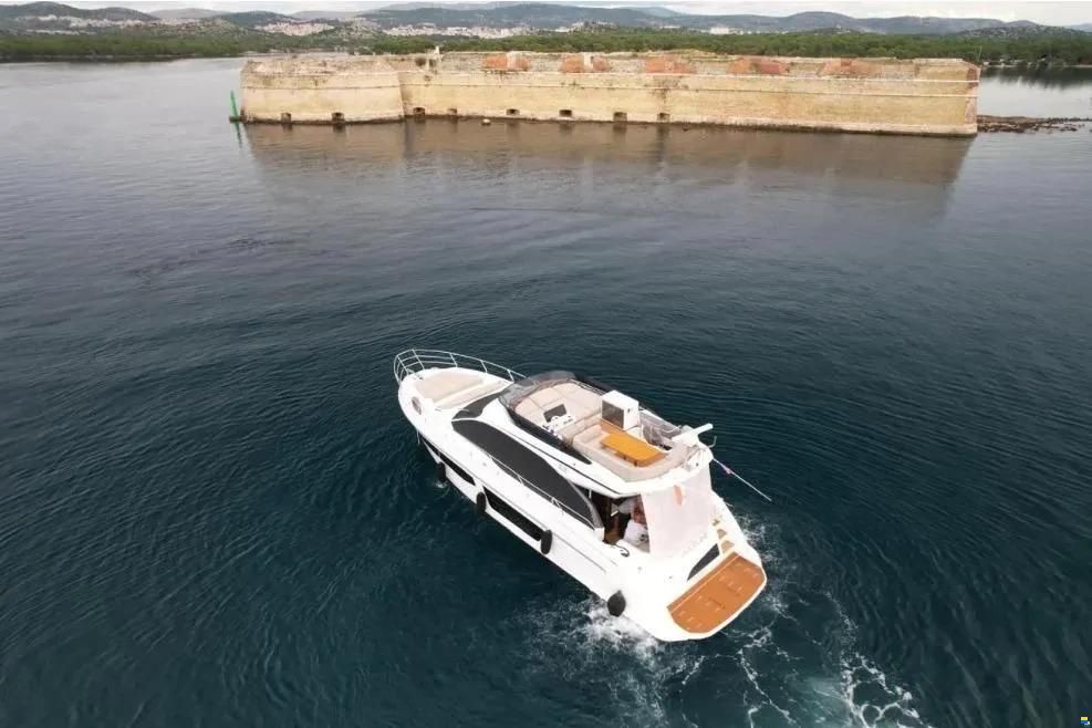 Azimut 53 Fly, 2024
