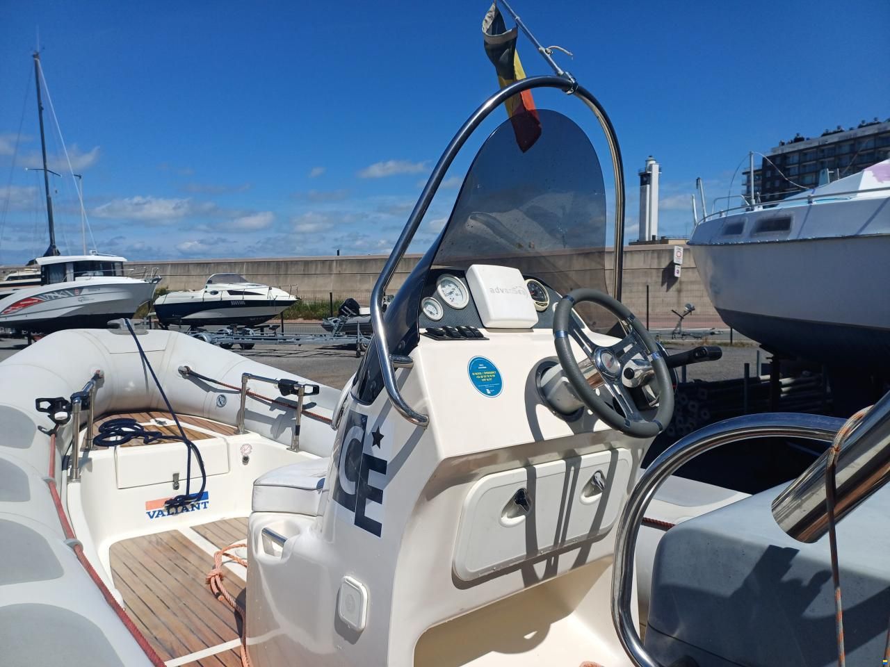 Valiant 5.70