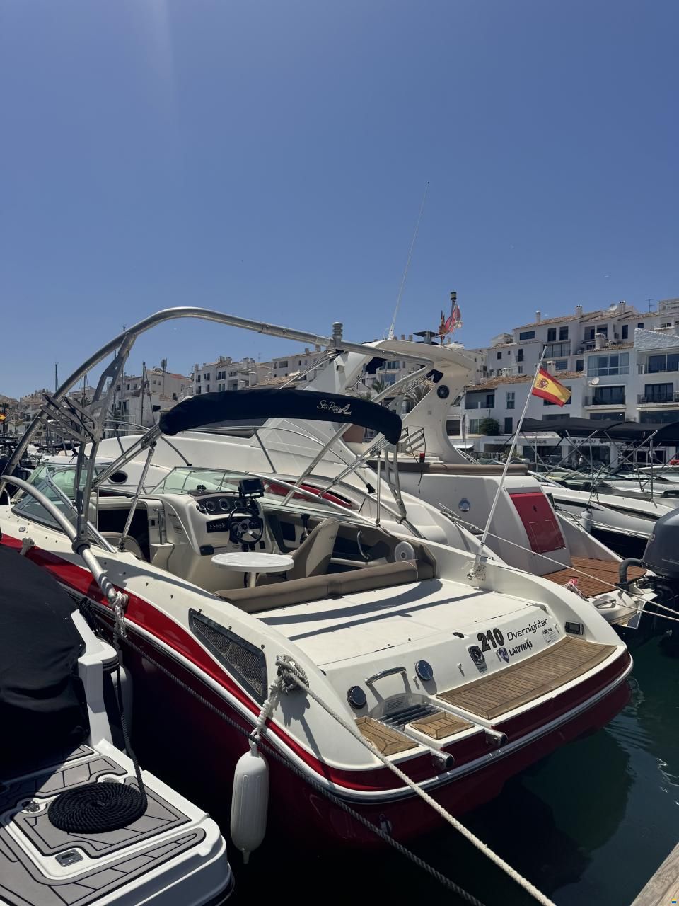 Sea Ray 210 Overnighter