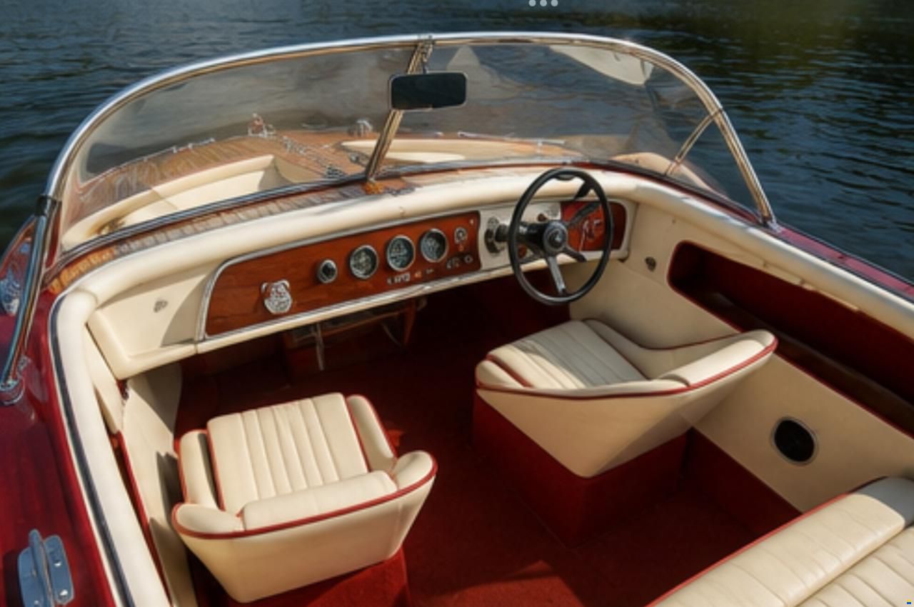 Boesch 580 Runabout