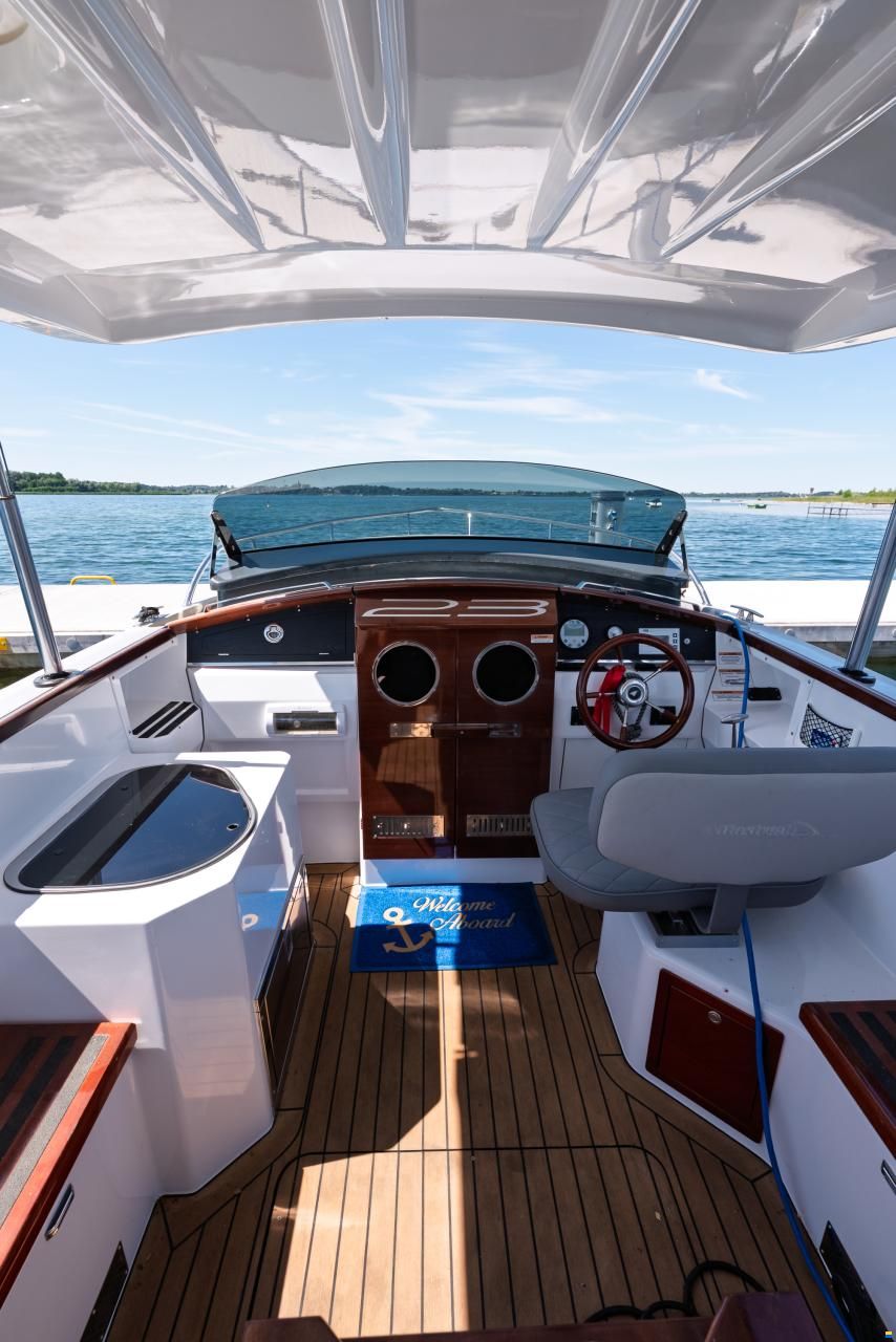 Alfastreet 23 Cabin electric