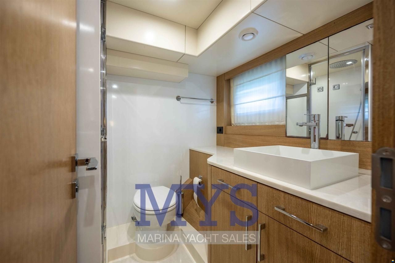 Sirena Yacht 58