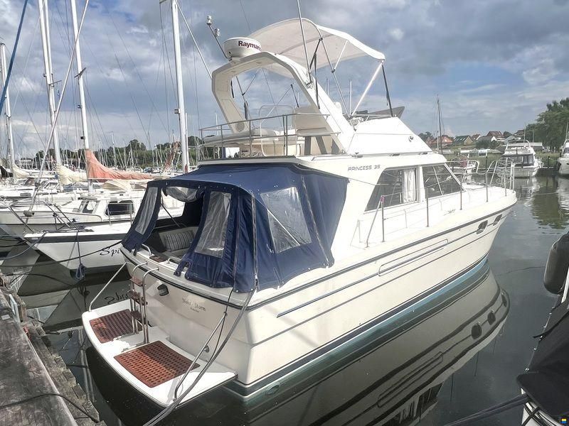 Princess 35 Fly