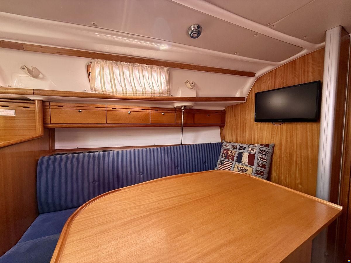 Bavaria 30