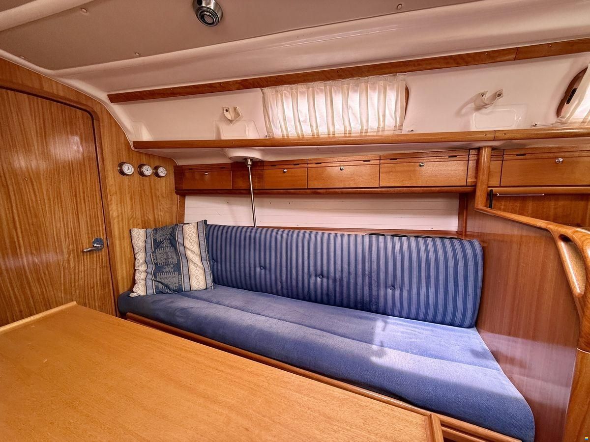 Bavaria 30