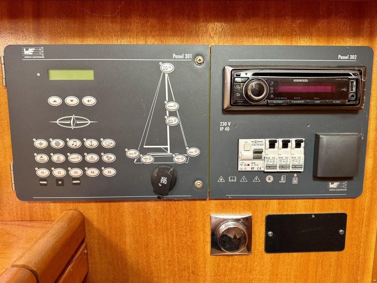 Bavaria 30