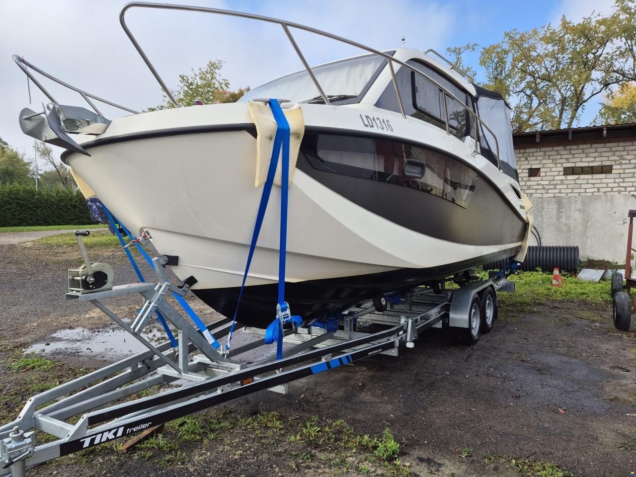 Quicksilver 755 Weekend