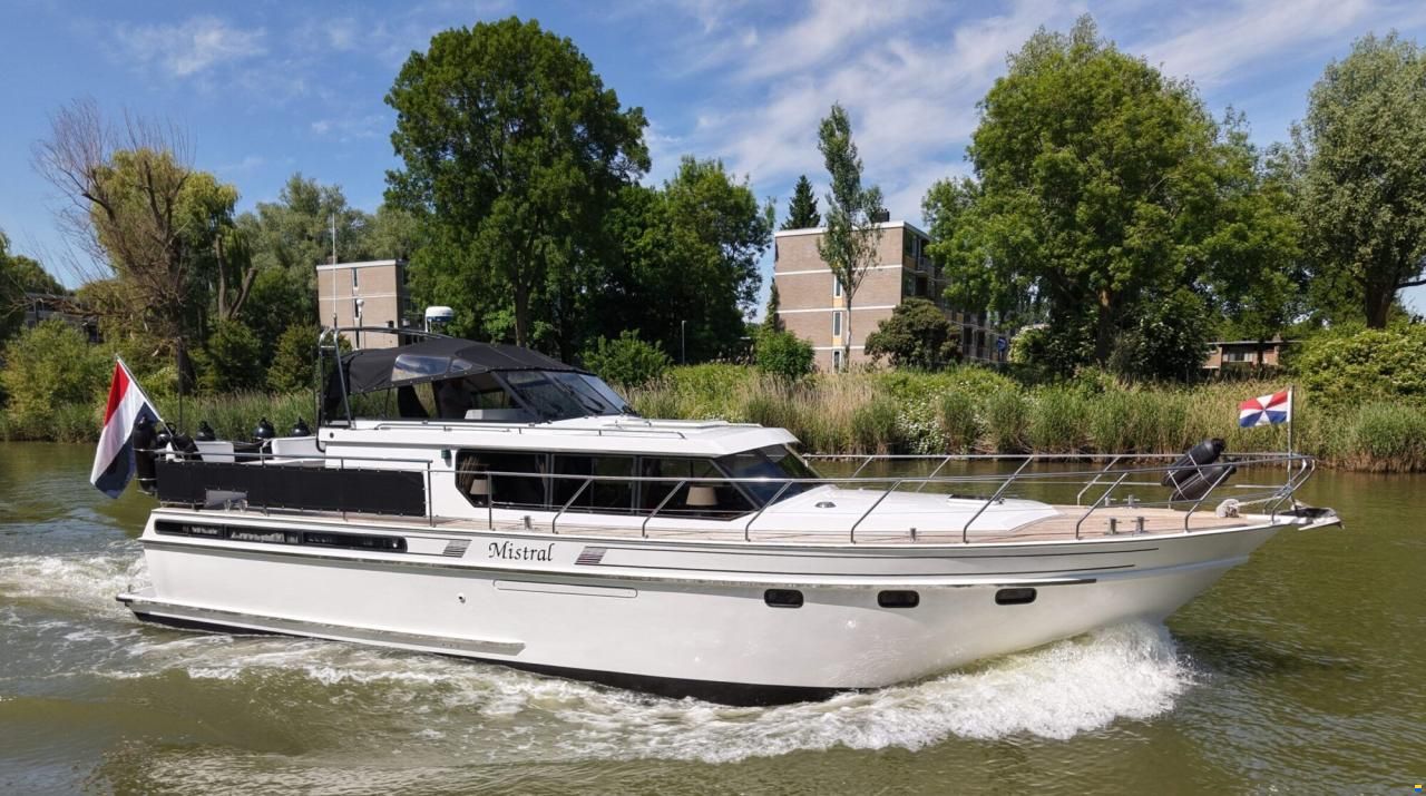 Valkkruiser Super Falcon 45 Cabrio